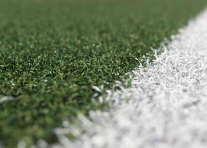 Perché i giocatori di football scelgono maglie da calcio? Comfort, aerodinamica e tradizione