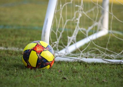 Comfort e Performance: Perché la Tuta Allenamento Napoli è Ideale per il Tuo Allenamento di Calcio