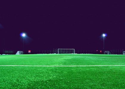 Dall’allenamento al campo: come scegliere la maglia da calcio giusta