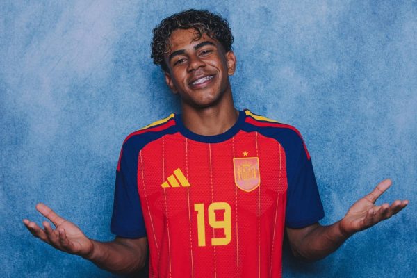 Welk Lamine Yamal shirt is het populairst?